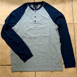 Tailor Vintage Gray and Navy Long Sleeve Tee NWT